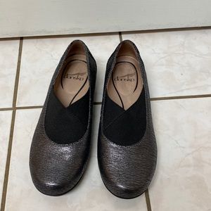 Dansko shoes size 36 (6) silvery and black slip-ins